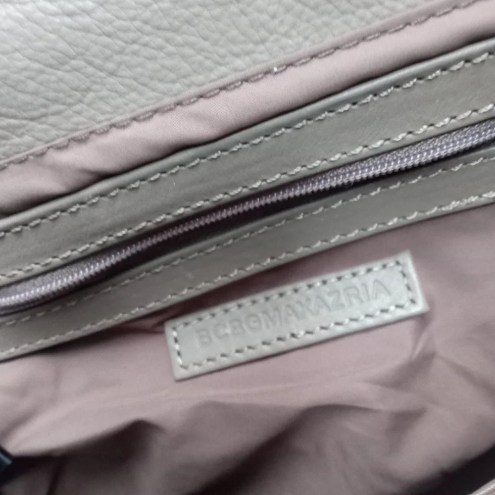 BCBGMaxazria Vintage Taupe Quilted Satchel Handbag 👜